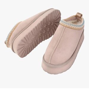 Women's Apricot Slip-On Shoes